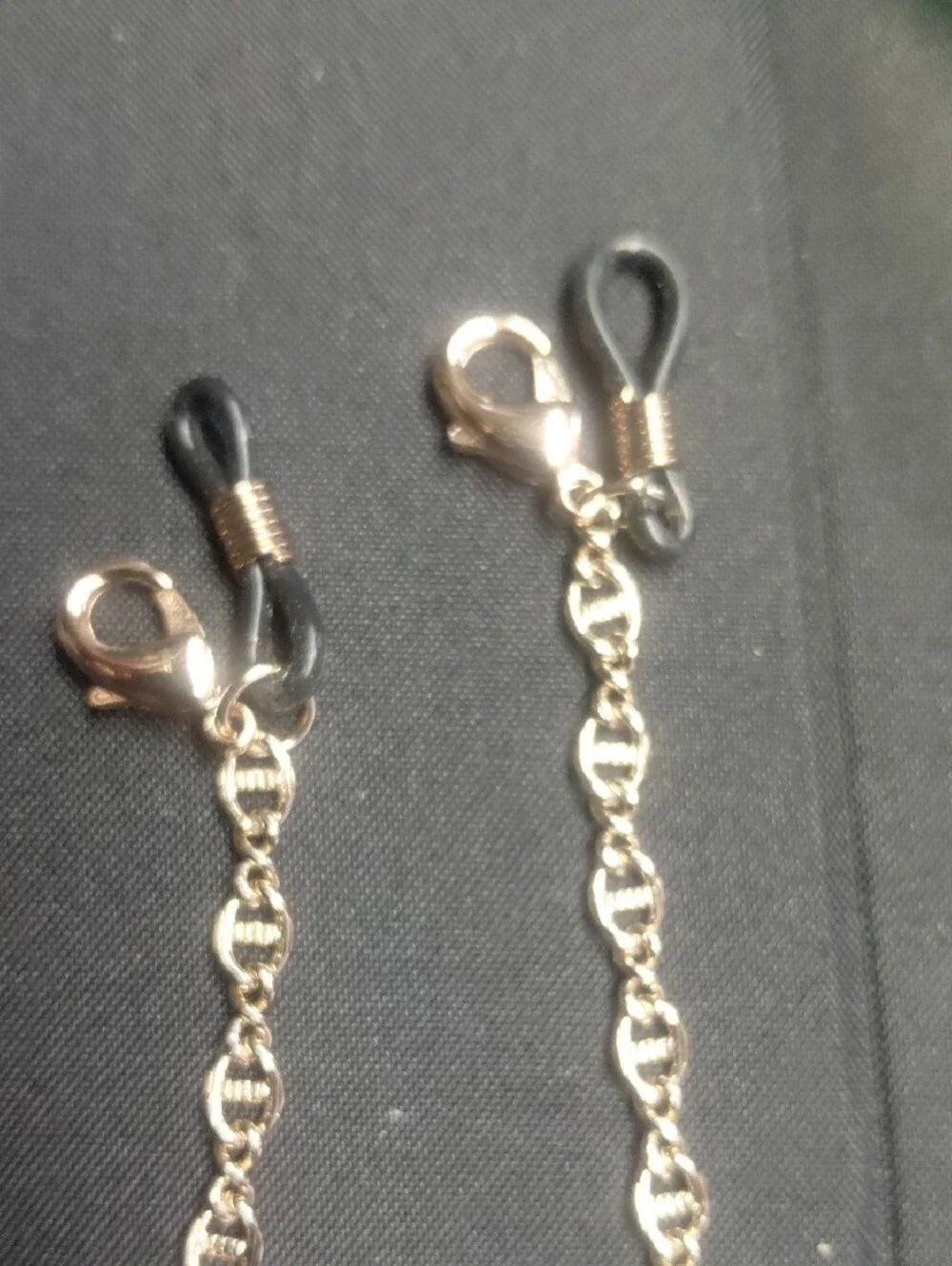 Champion glasses chain